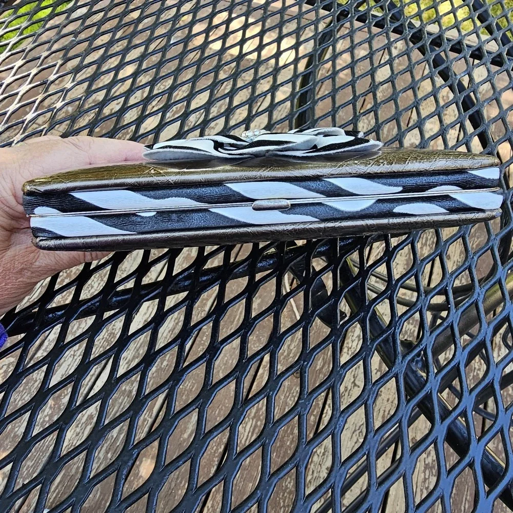 Zebra Fabric Rose Wallet Clutch Metallic Gunmetal Hardcase Checkbook Organizer